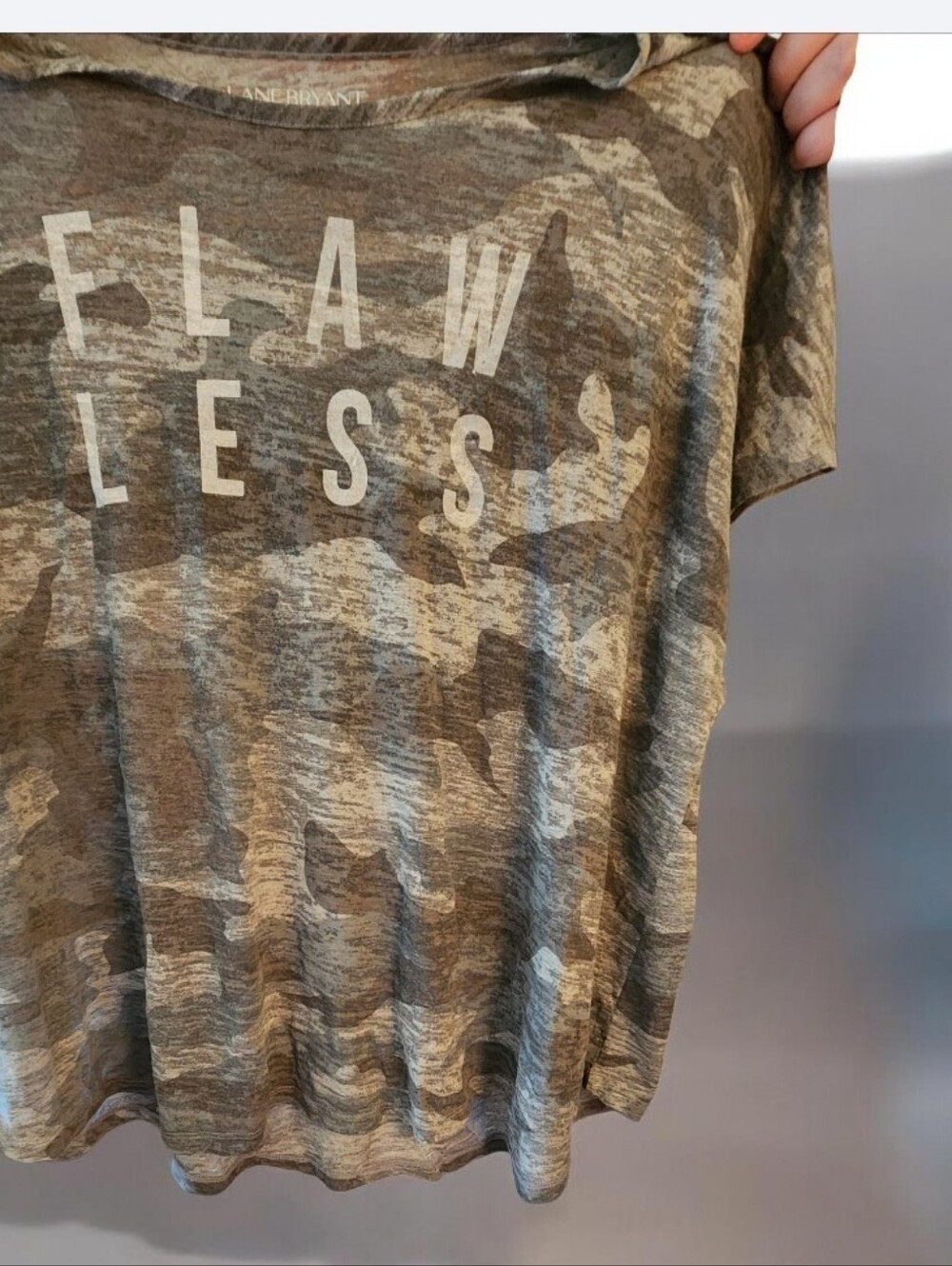 Lane Bryant Olive and Tan Camo "FLAWLESS" Graphic Tee■ NBNT